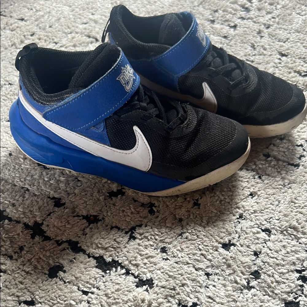 Nike Kids Black and Blue Sneakers